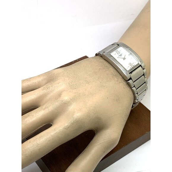 Tissot Women’s Watch Swiss Quartz Mother of Pearl Silver Steel T10530911… - Picture 4 of 13